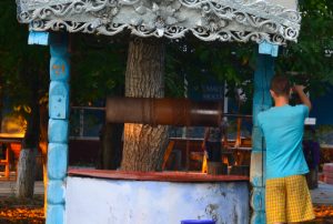 rosu-moldova-5